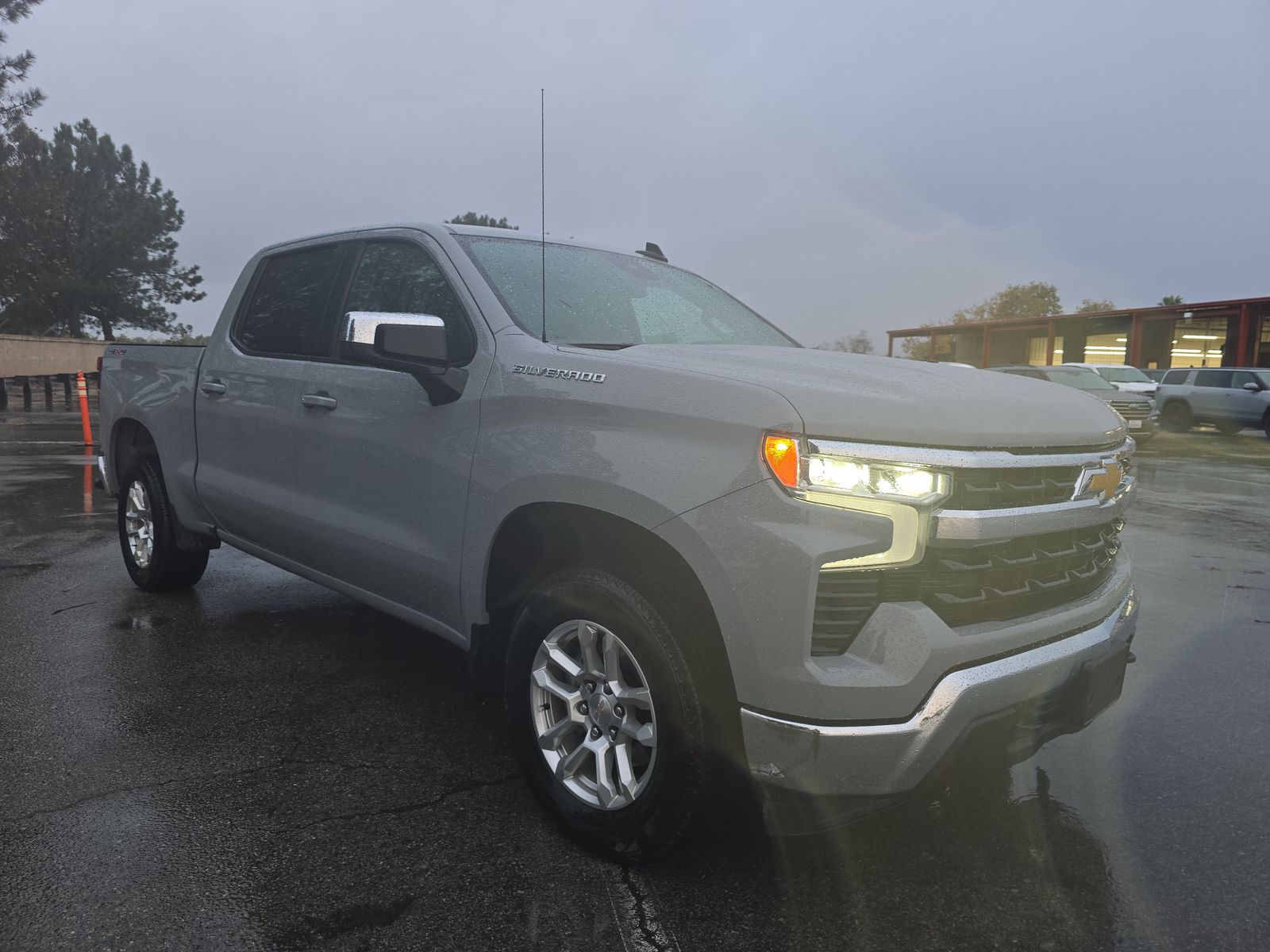 2024 Chevrolet Silverado 1500 LT AWD