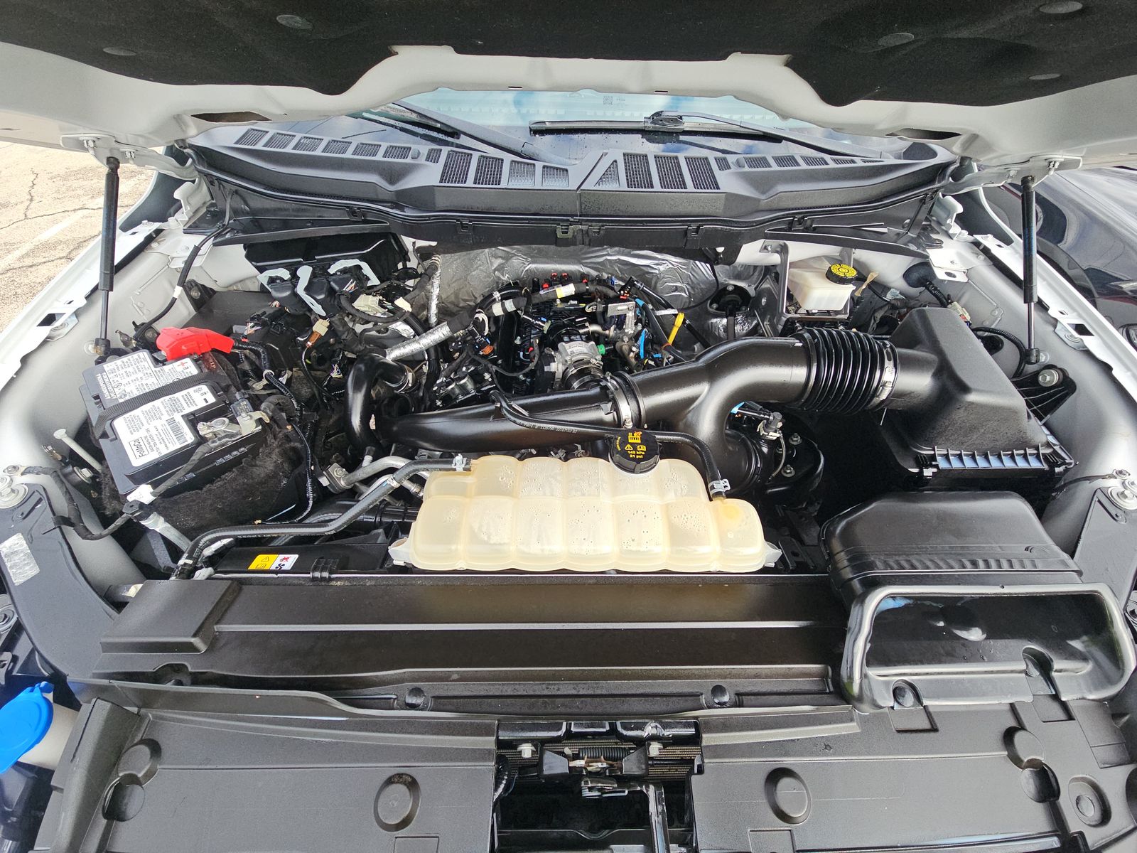 2023 Ford F-150 Lariat AWD