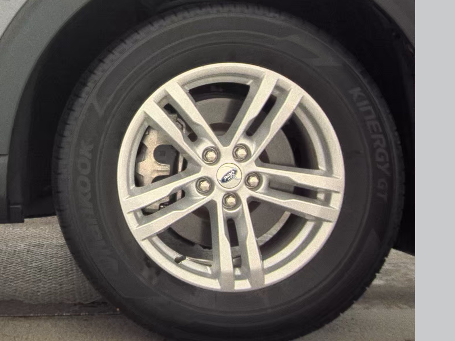 2022 Ford Explorer XLT AWD