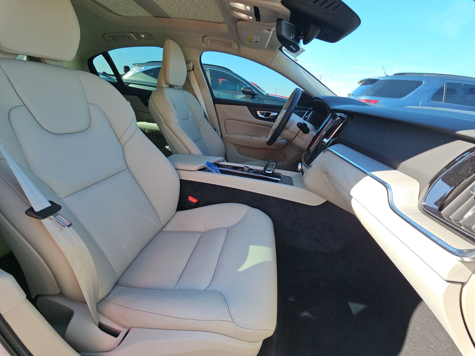 2024 Volvo S60 B5 Plus FWD