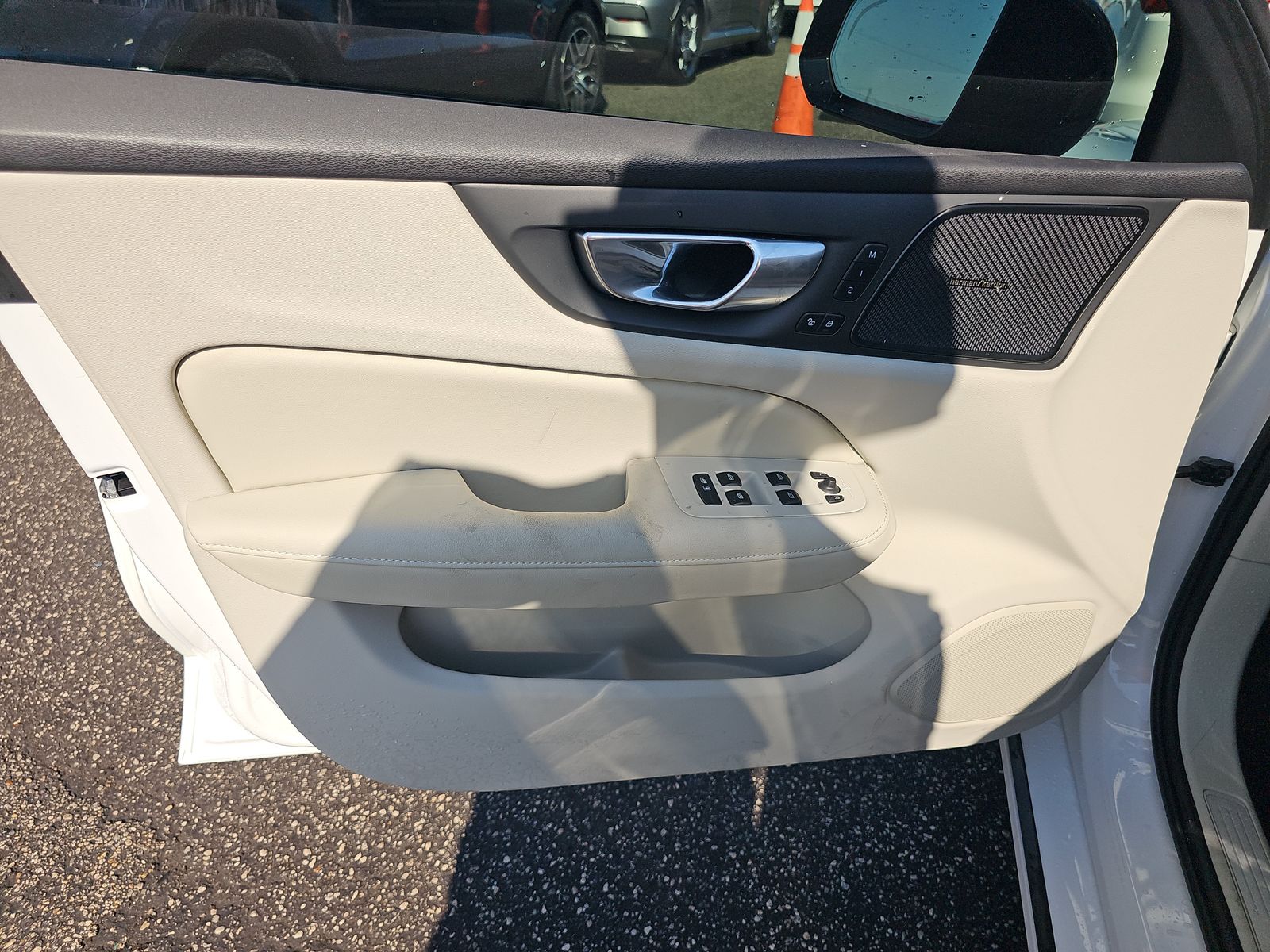 2024 Volvo S60 B5 Plus FWD