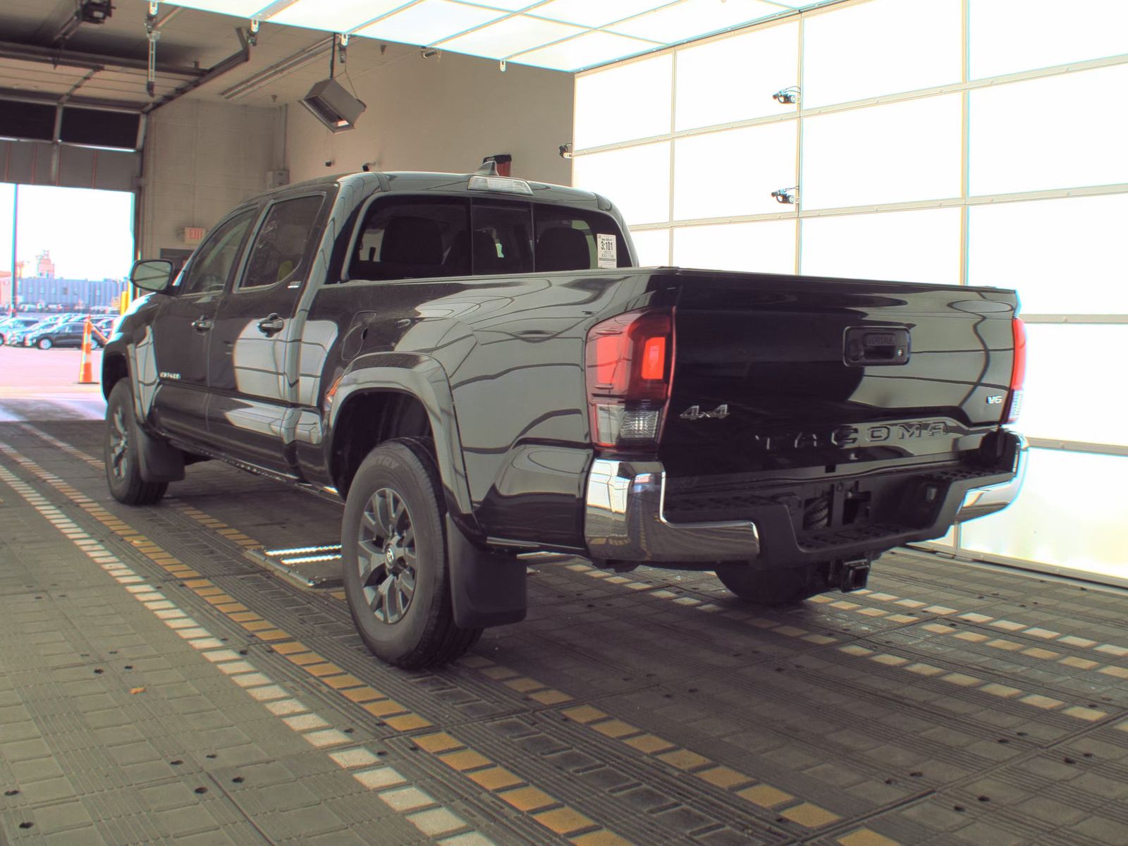 2022 Toyota Tacoma SR5 AWD