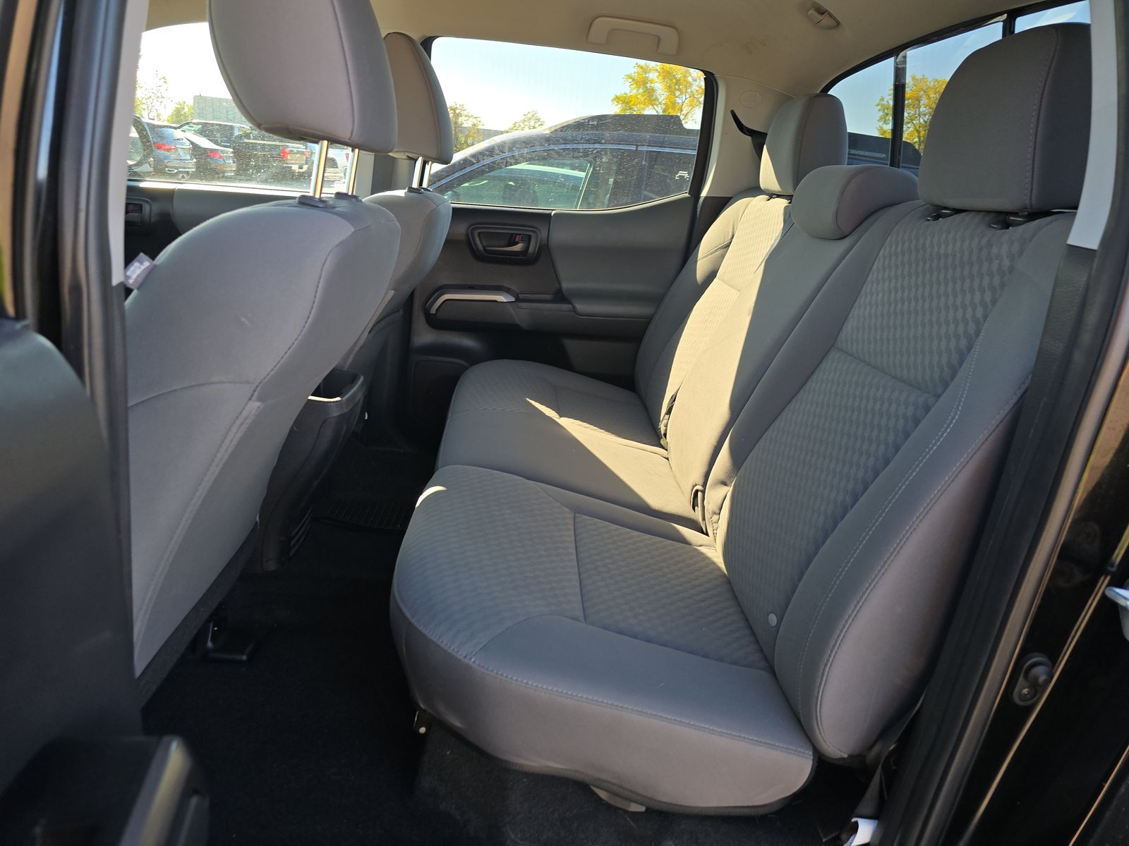 2022 Toyota Tacoma SR5 AWD