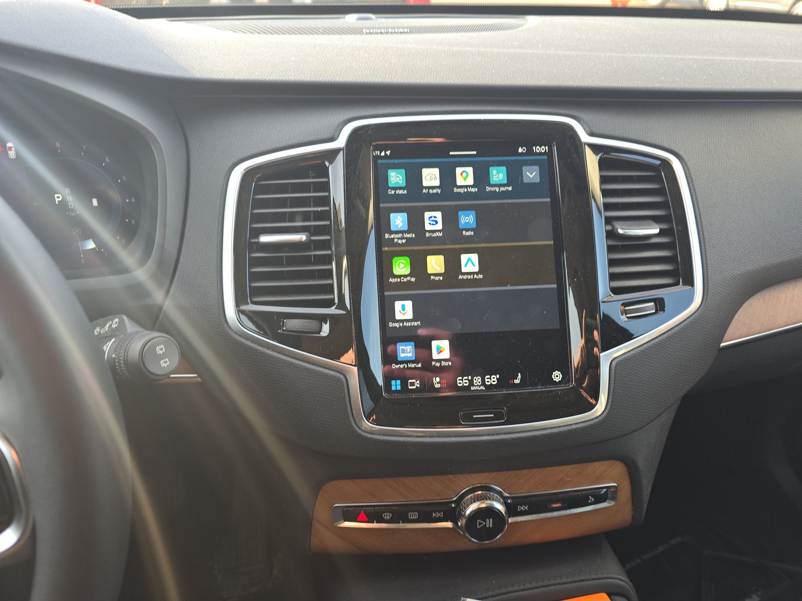 2024 Volvo XC90 B6 Plus AWD