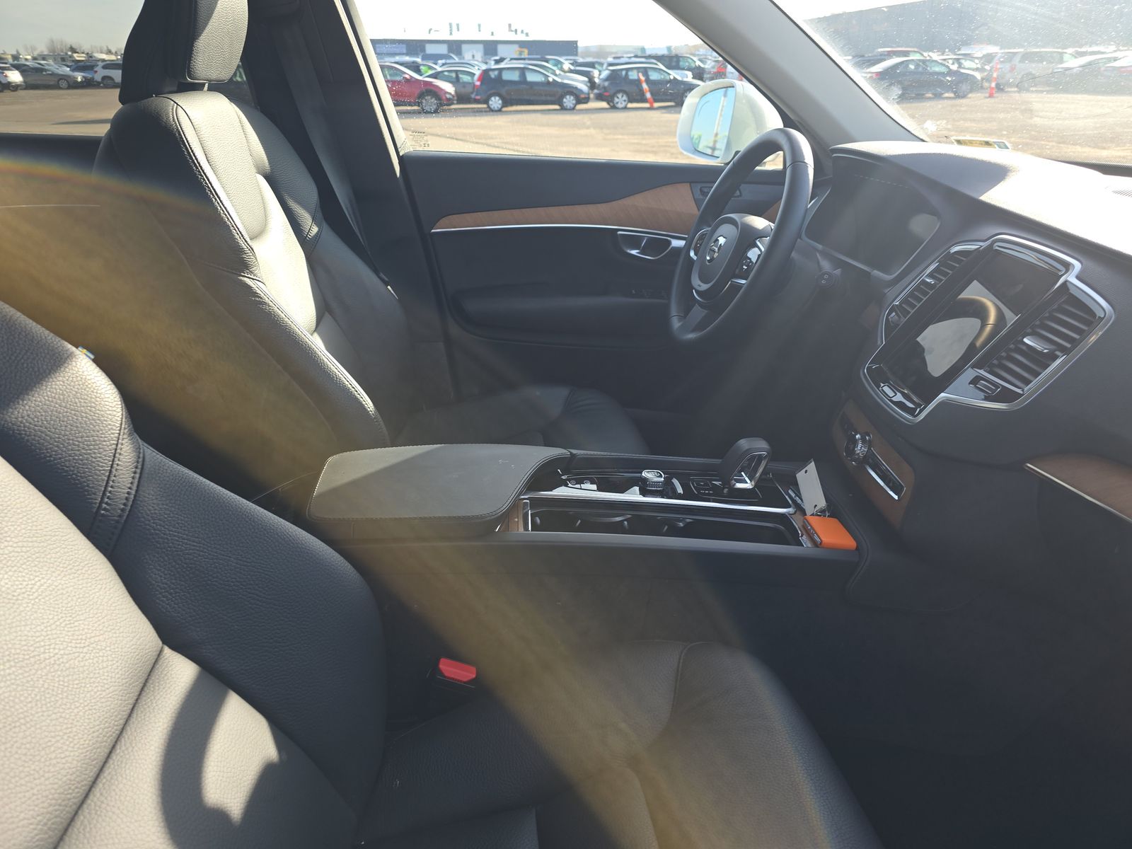 2024 Volvo XC90 B6 Plus AWD