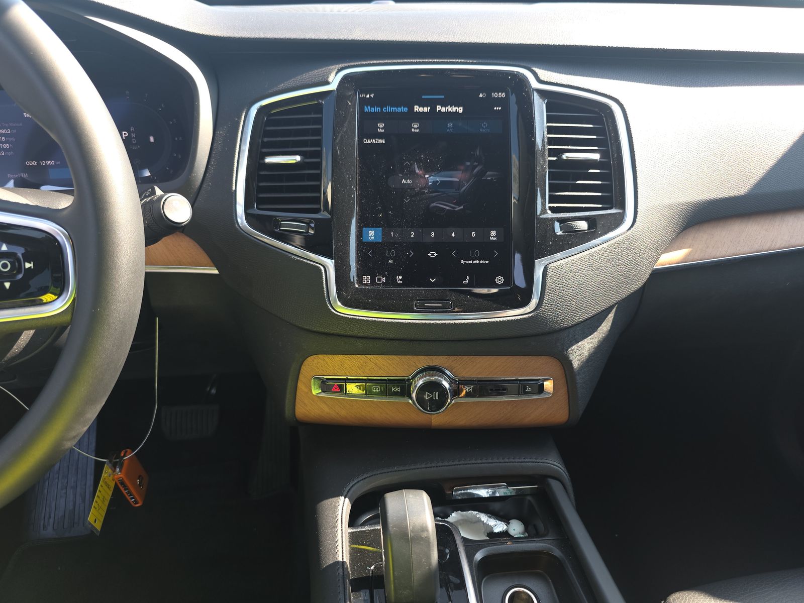 2024 Volvo XC90 B5 Plus AWD