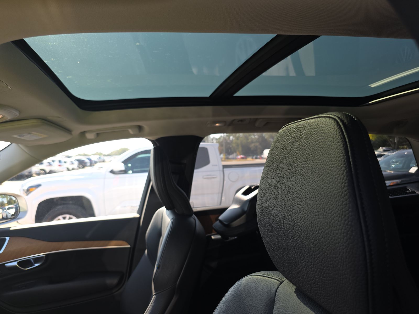 2024 Volvo XC90 B5 Plus AWD