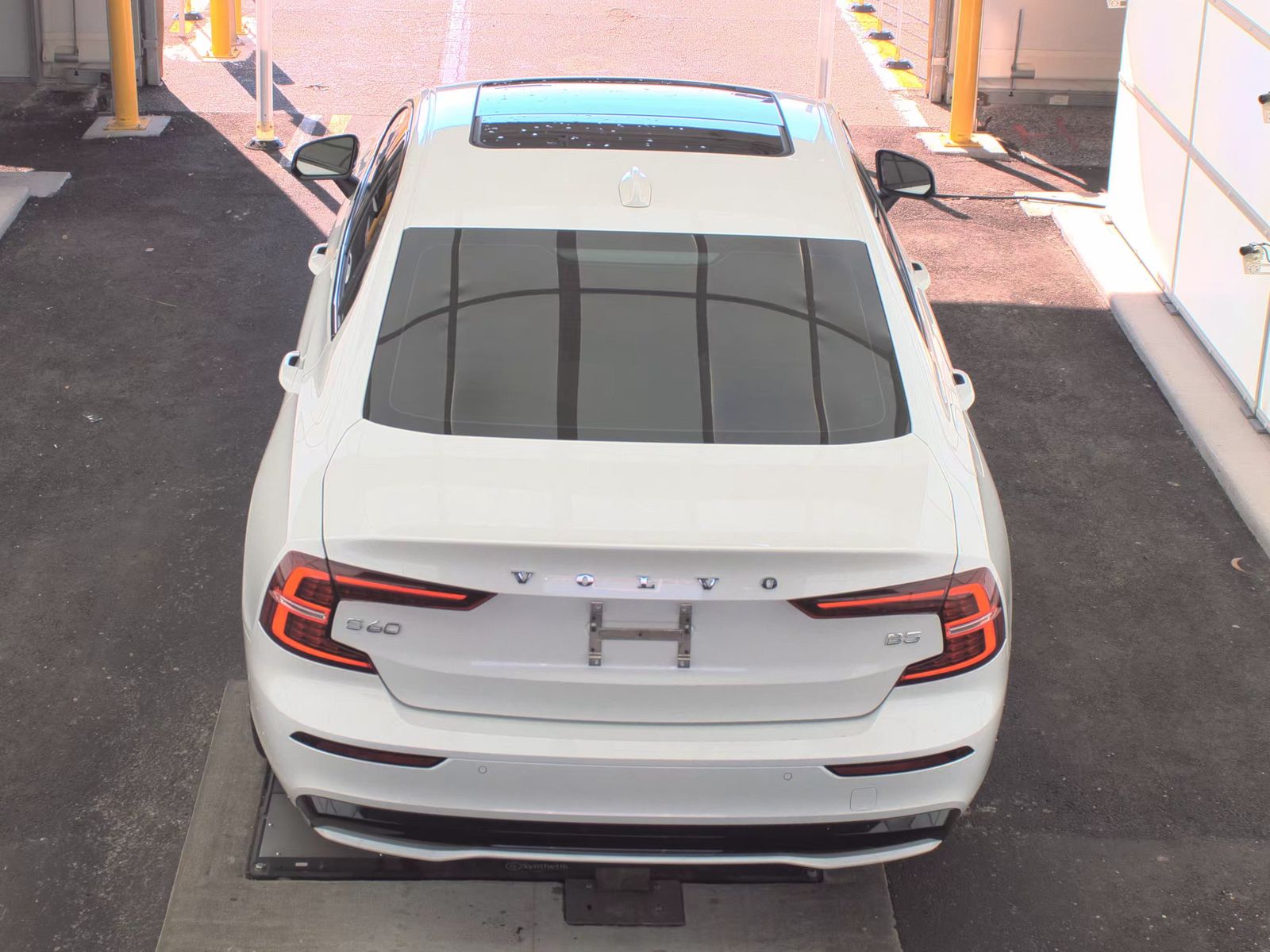 2024 Volvo S60 B5 Plus FWD