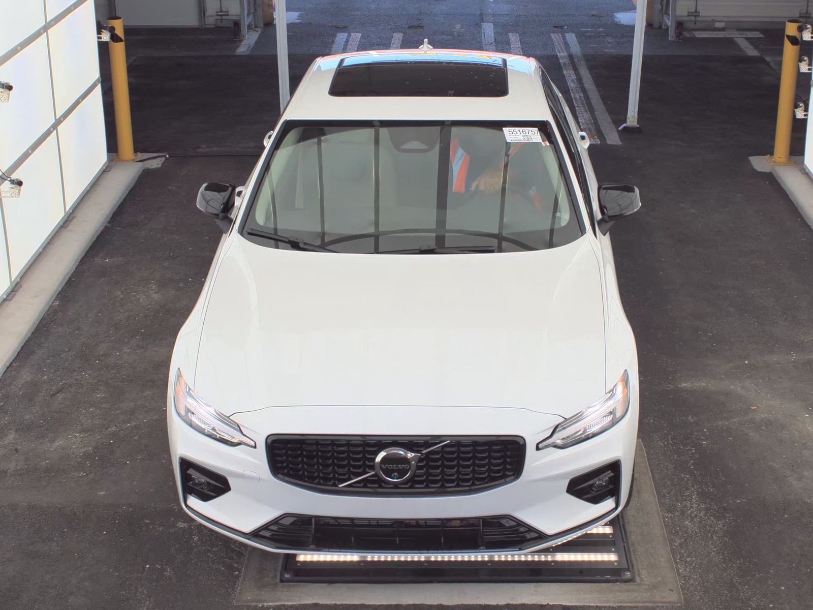 2024 Volvo S60 B5 Plus FWD