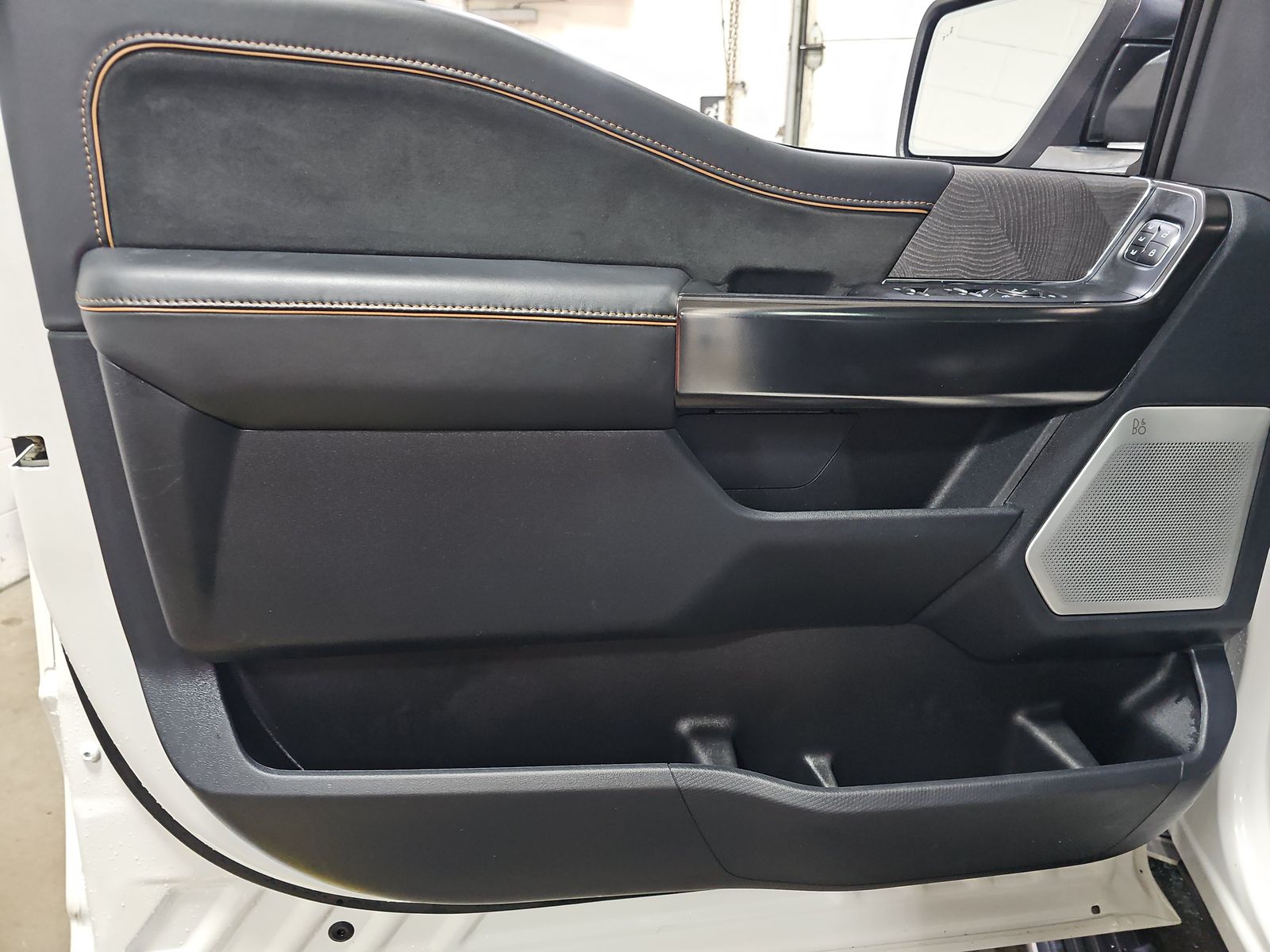 2023 Ford F-150 Hybrid Platinum AWD