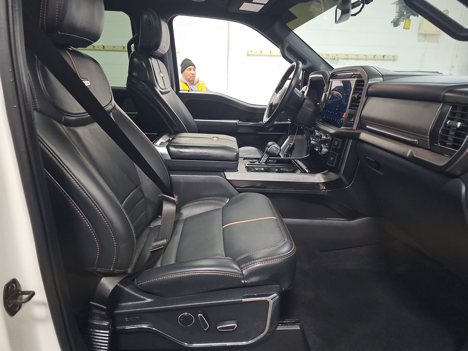 2023 Ford F-150 Hybrid Platinum AWD