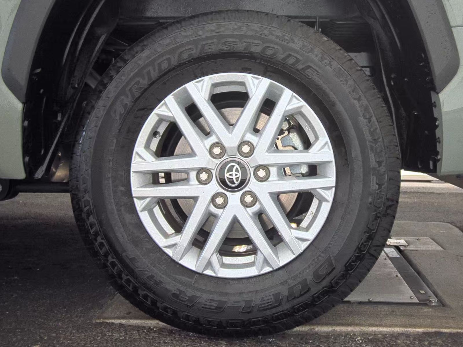 2025 Toyota Tundra SR5 RWD