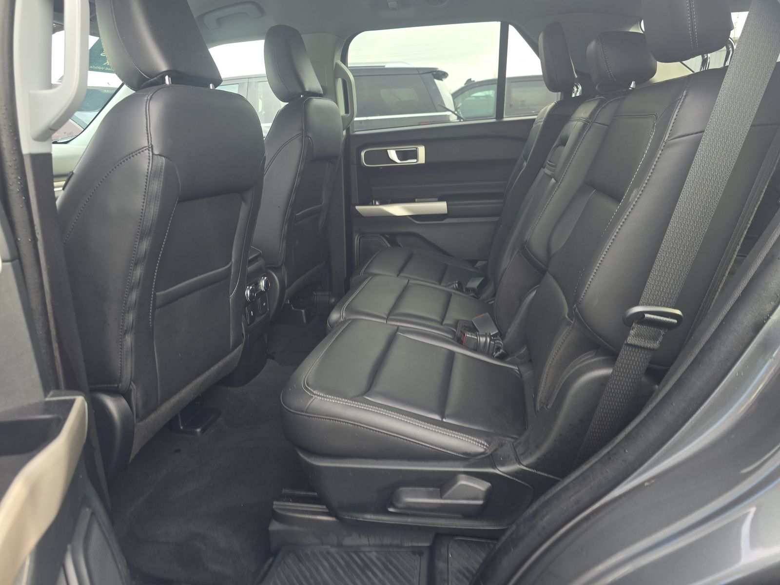 2022 Ford Explorer XLT AWD