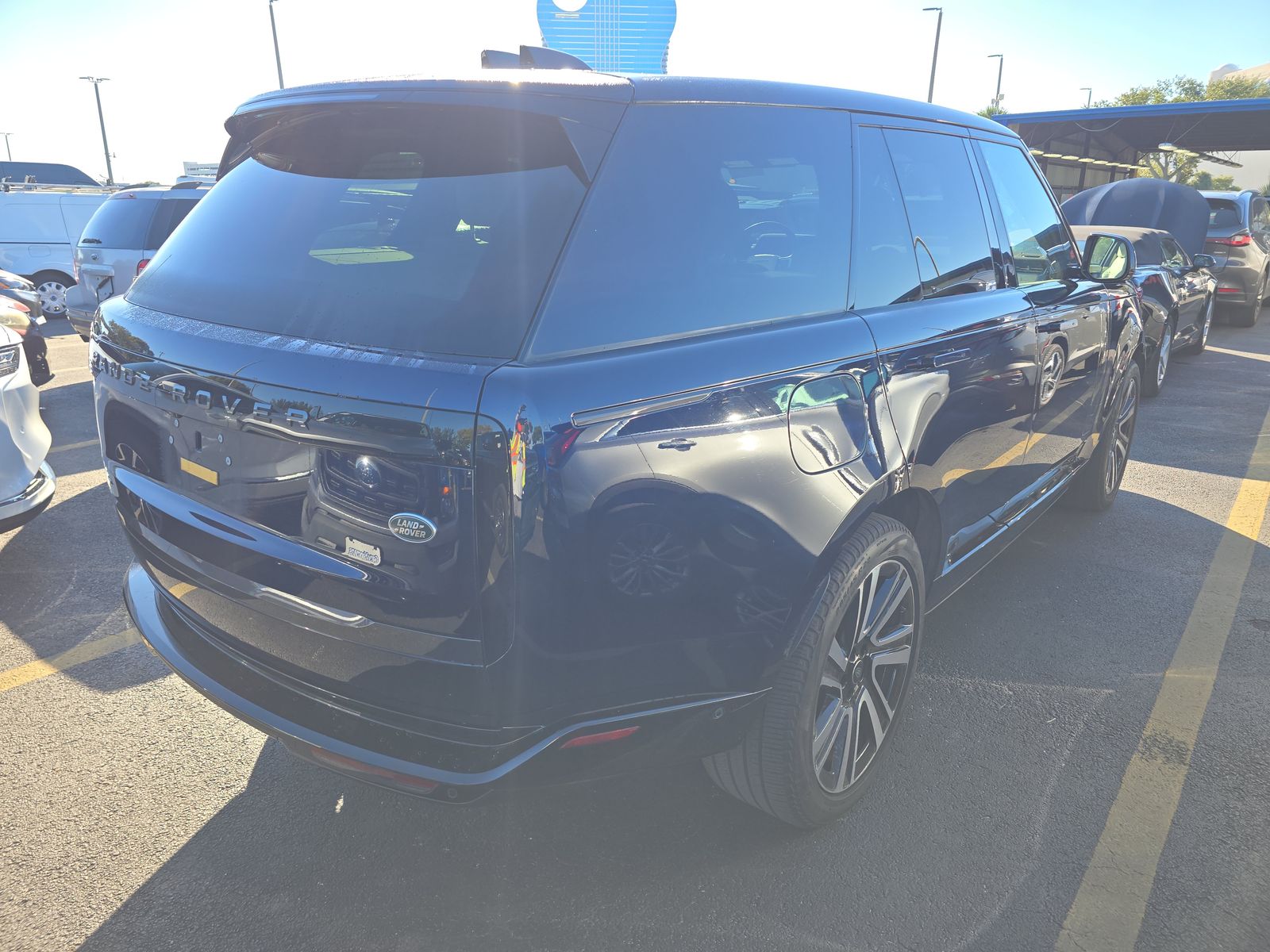 2023 Land Rover Range Rover SE AWD