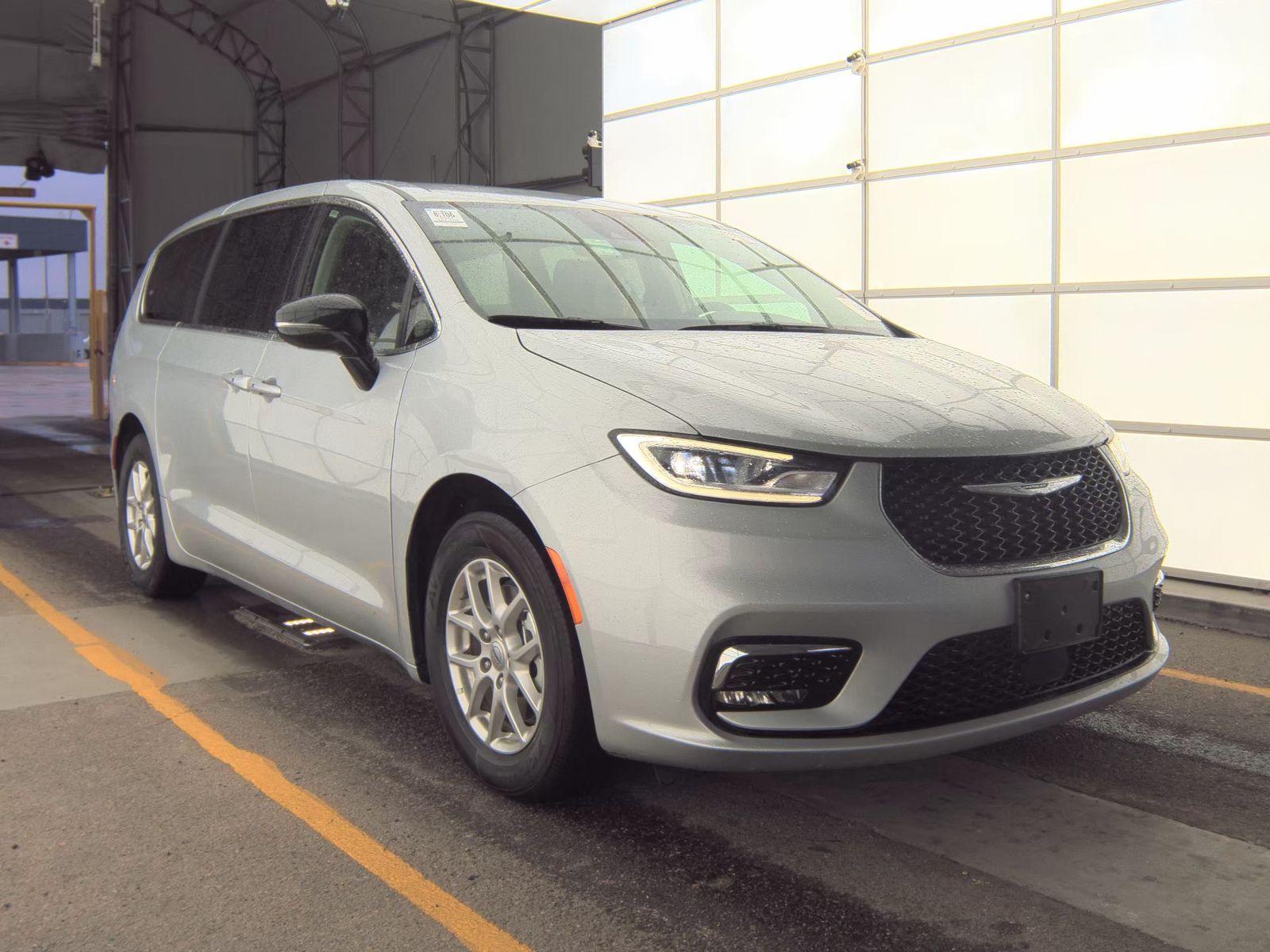 2024 Chrysler Pacifica Touring L FWD