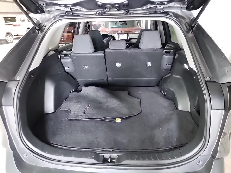 2024 Toyota RAV4 LE FWD