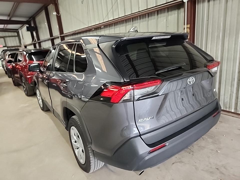 2024 Toyota RAV4 LE FWD