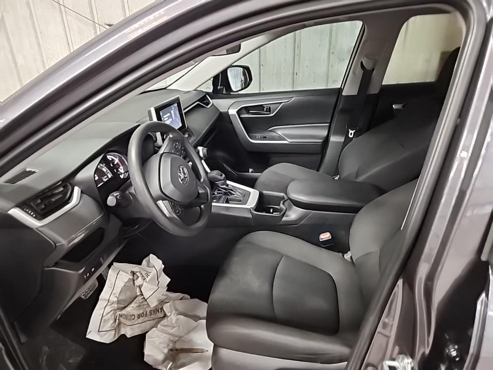 2024 Toyota RAV4 LE FWD