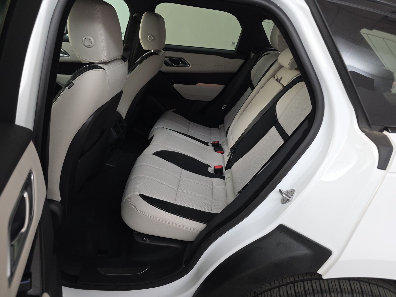 2023 Land Rover Range Rover Velar R-Dynamic S AWD