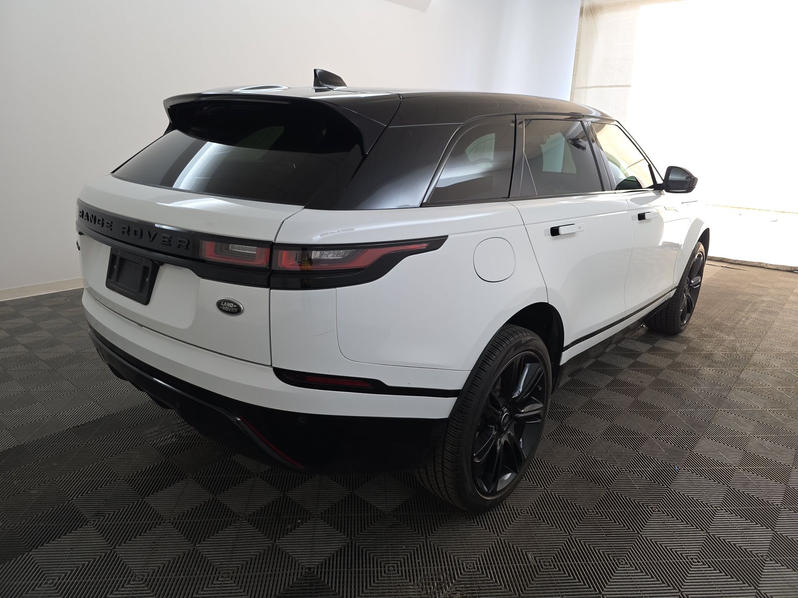 2023 Land Rover Range Rover Velar R-Dynamic S AWD