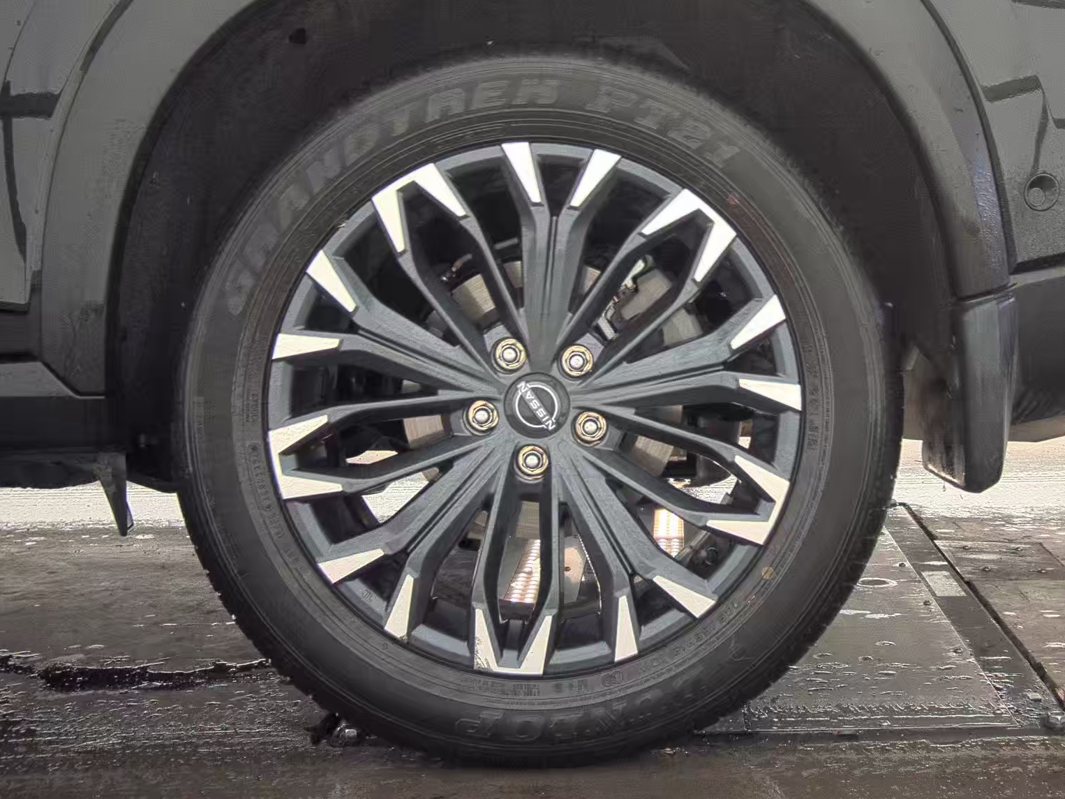 2025 Nissan Rogue SL FWD