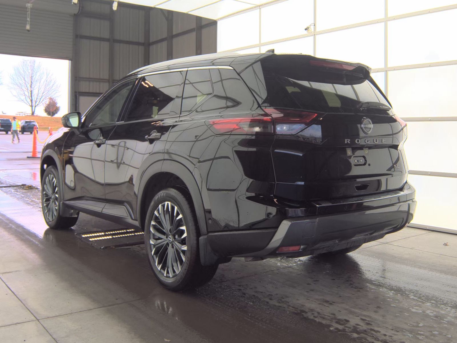 2025 Nissan Rogue SL FWD