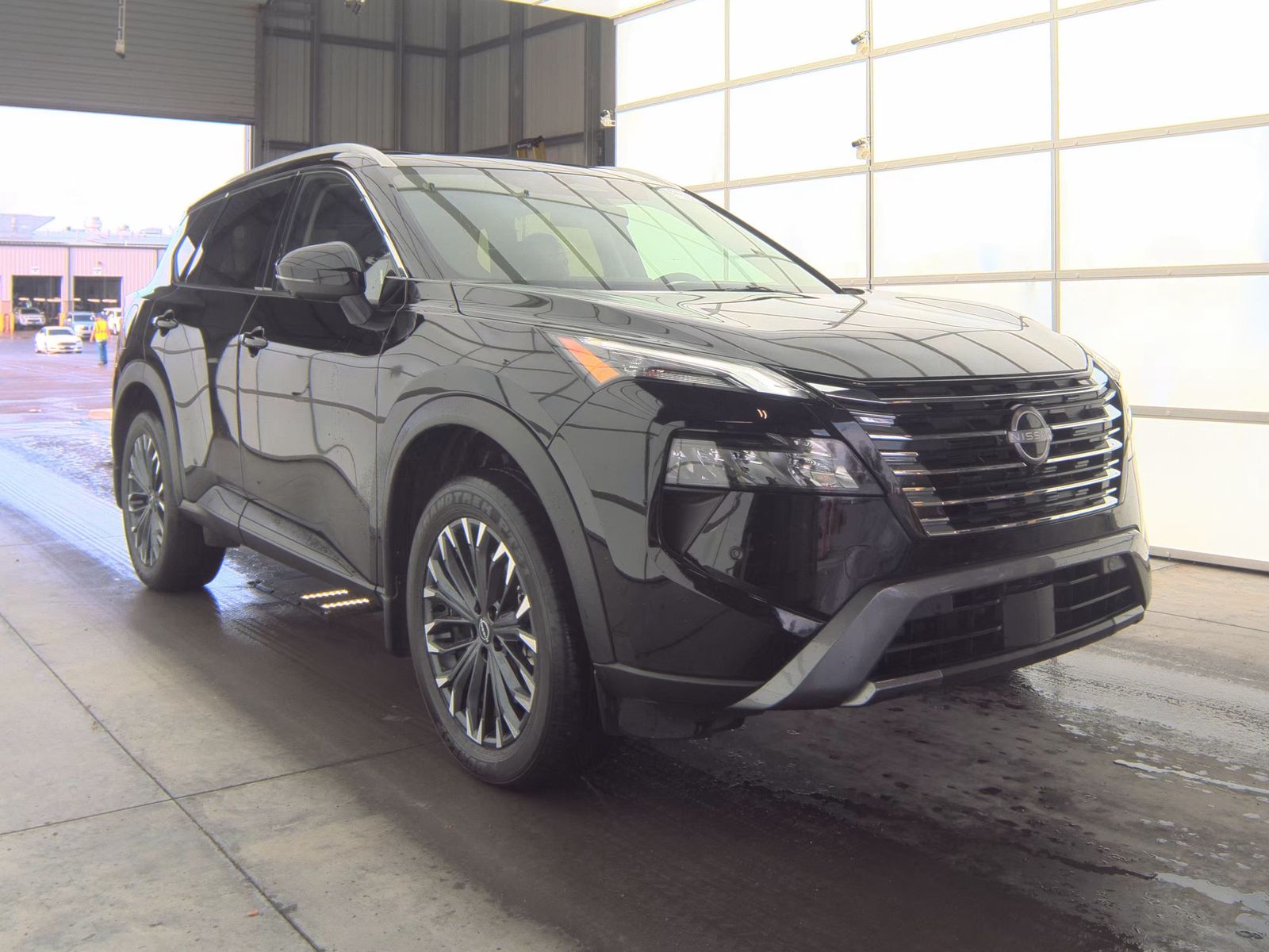 2025 Nissan Rogue SL FWD