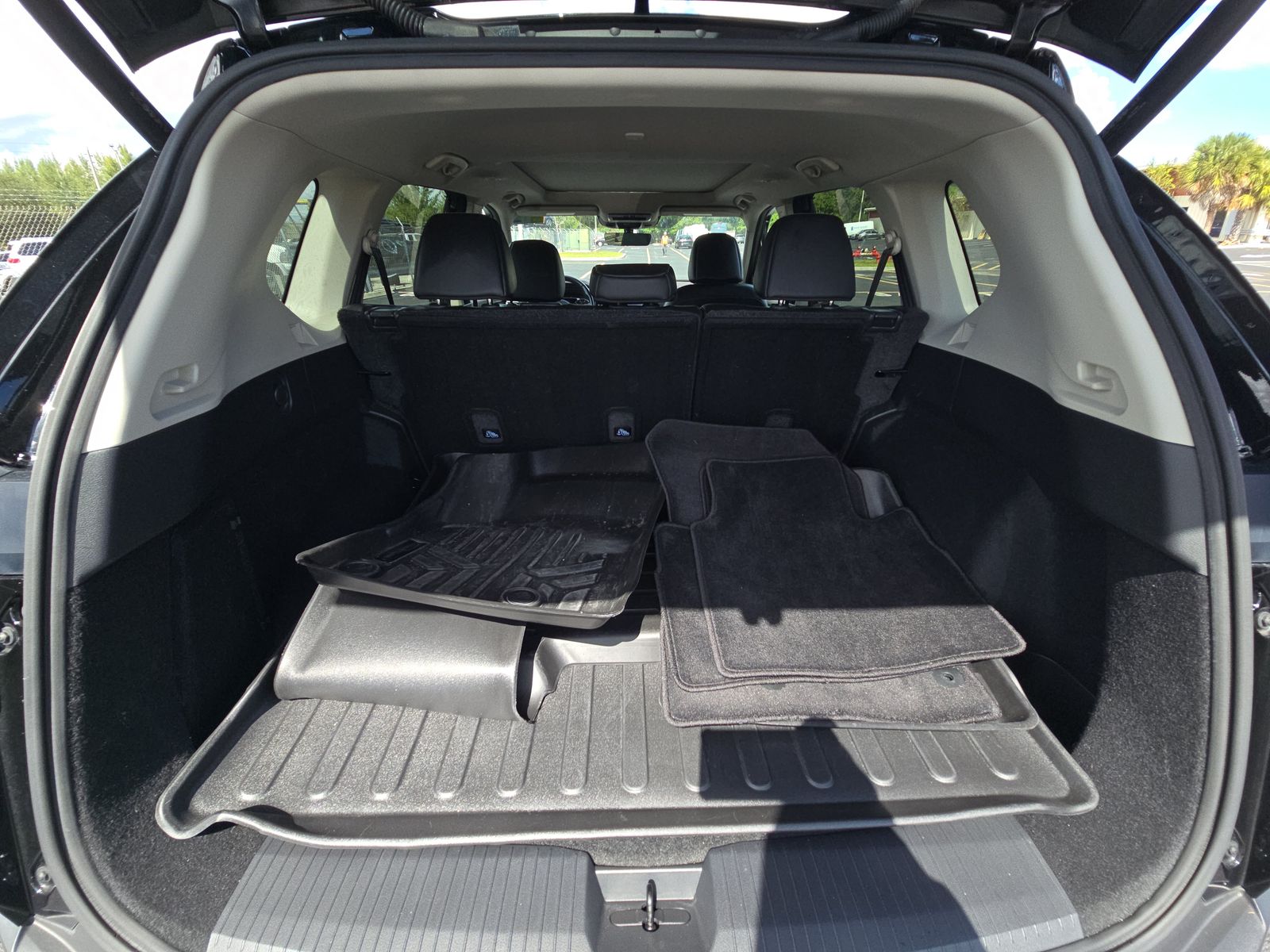 2023 Nissan Rogue SL FWD