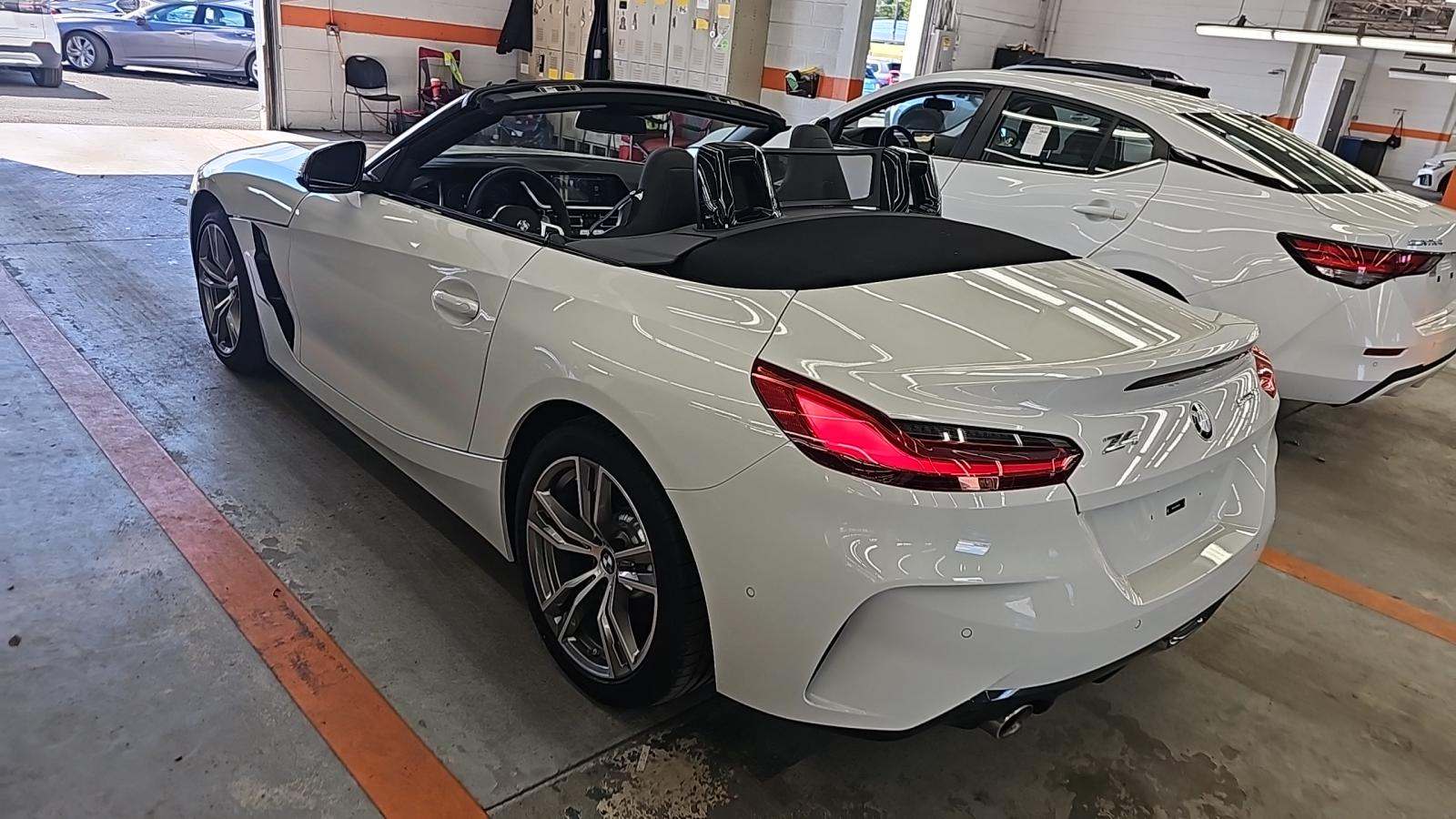 2025 BMW Z4 sDrive30i RWD