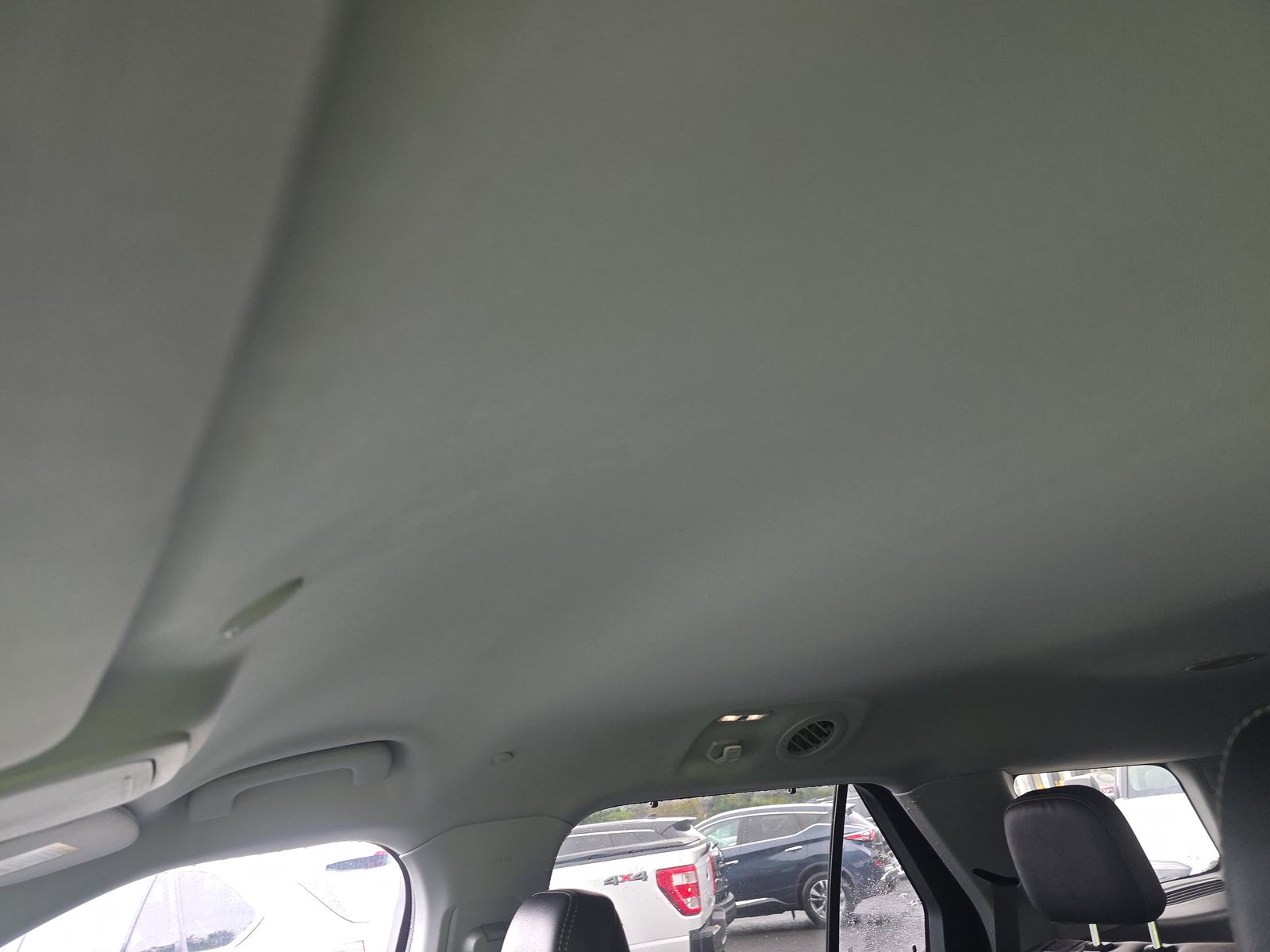 2022 Ford Explorer Hybrid Limited AWD