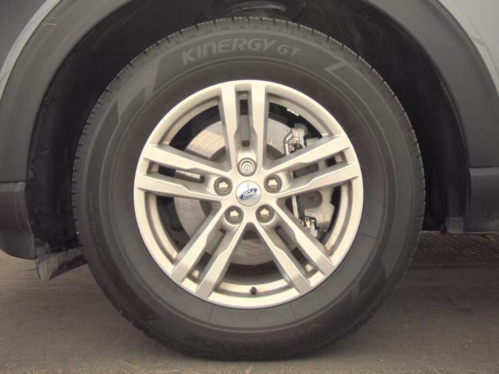 2023 Ford Explorer XLT AWD