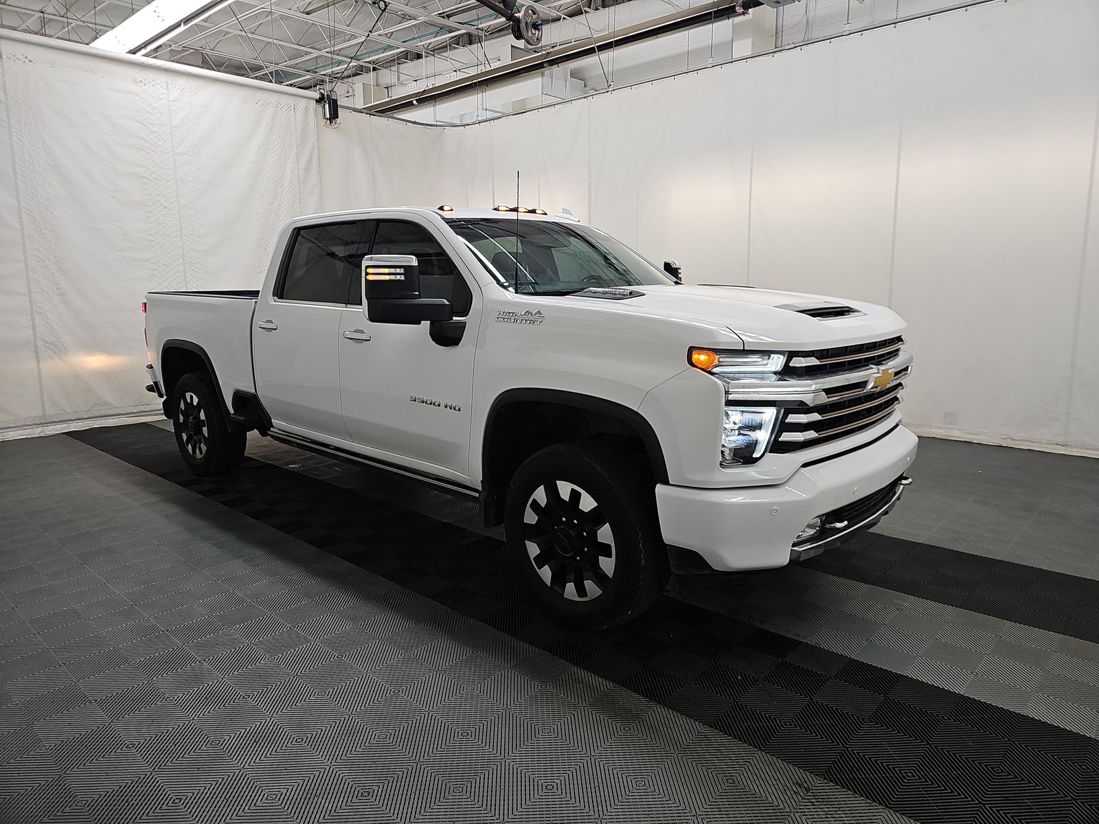 2023 Chevrolet Silverado 3500HD High Country AWD