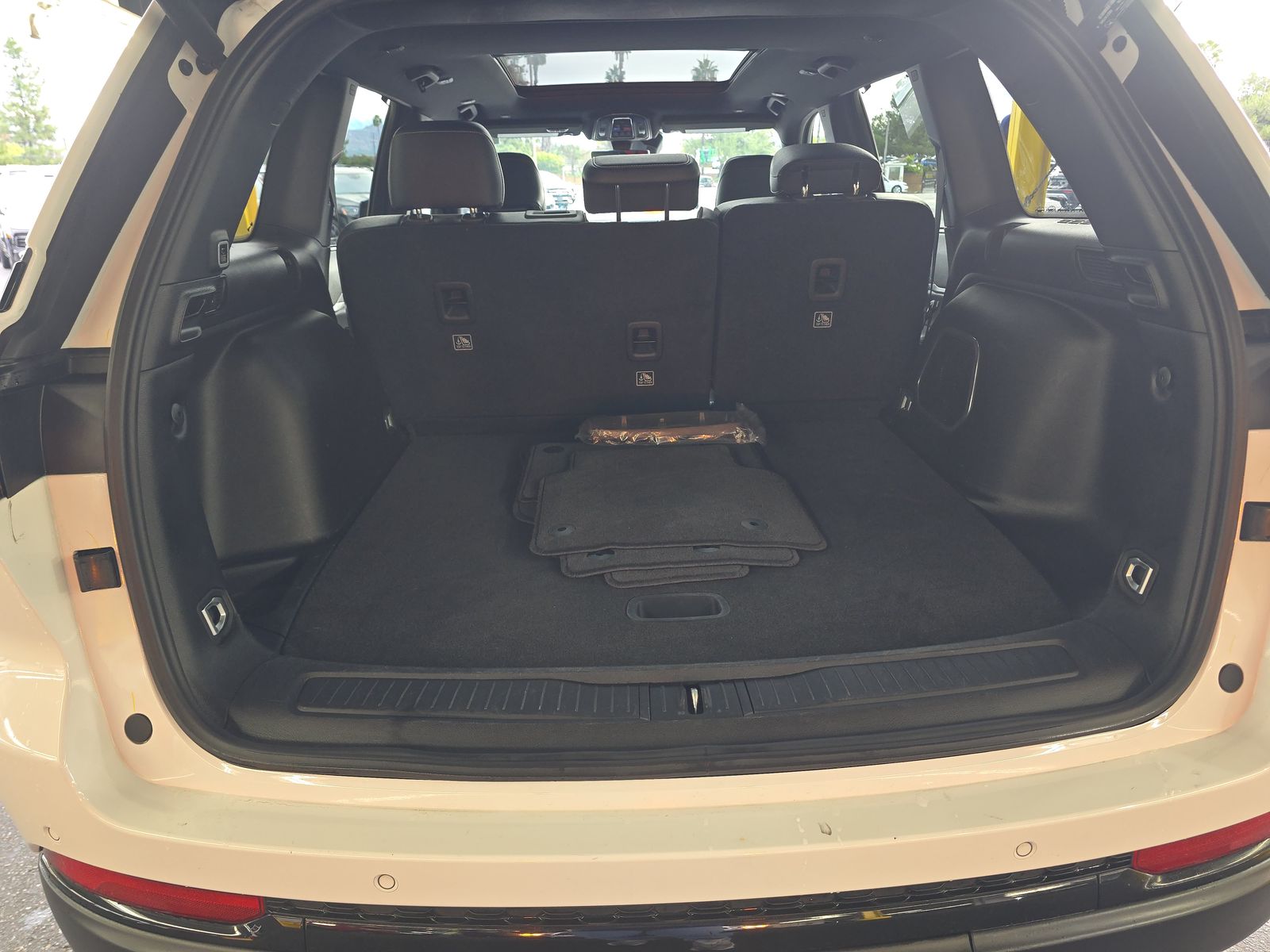 2024 Jeep Grand Cherokee Limited RWD