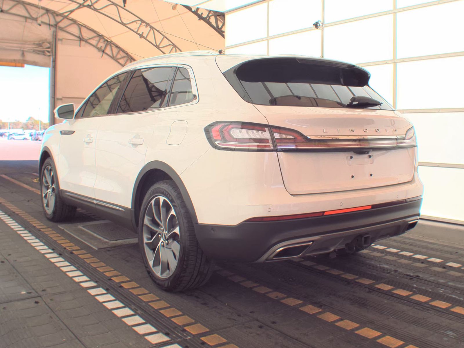 2022 Lincoln Nautilus Reserve AWD