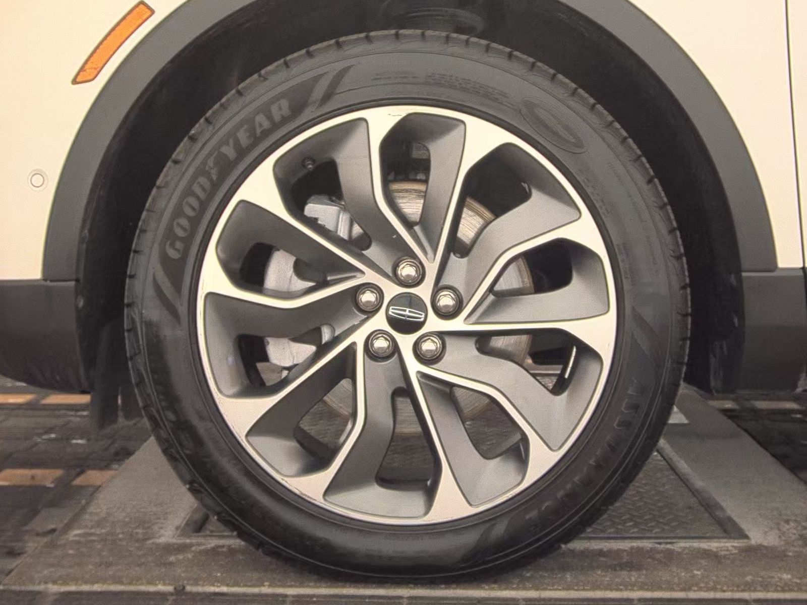 2022 Lincoln Nautilus Reserve AWD