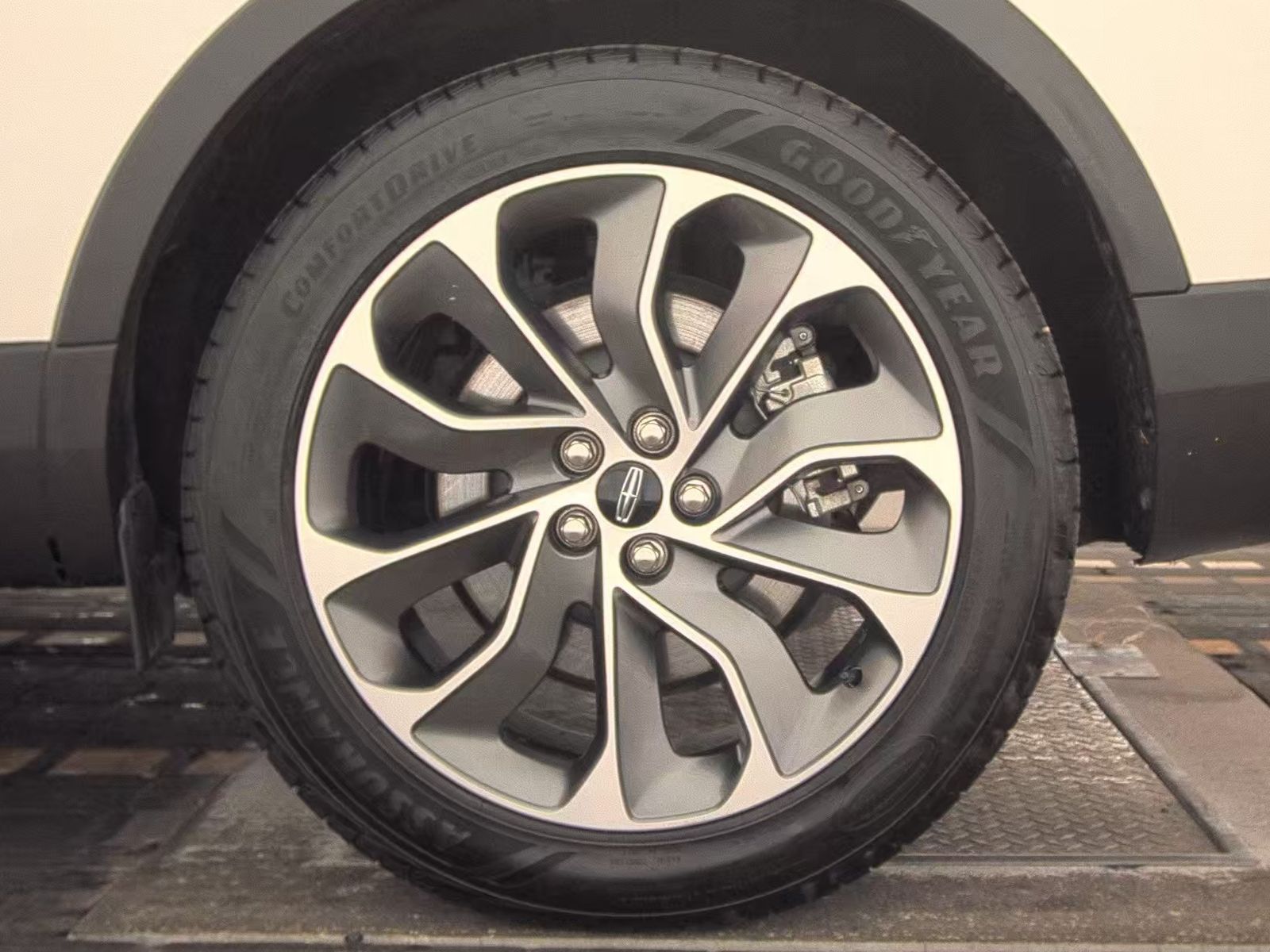 2022 Lincoln Nautilus Reserve AWD