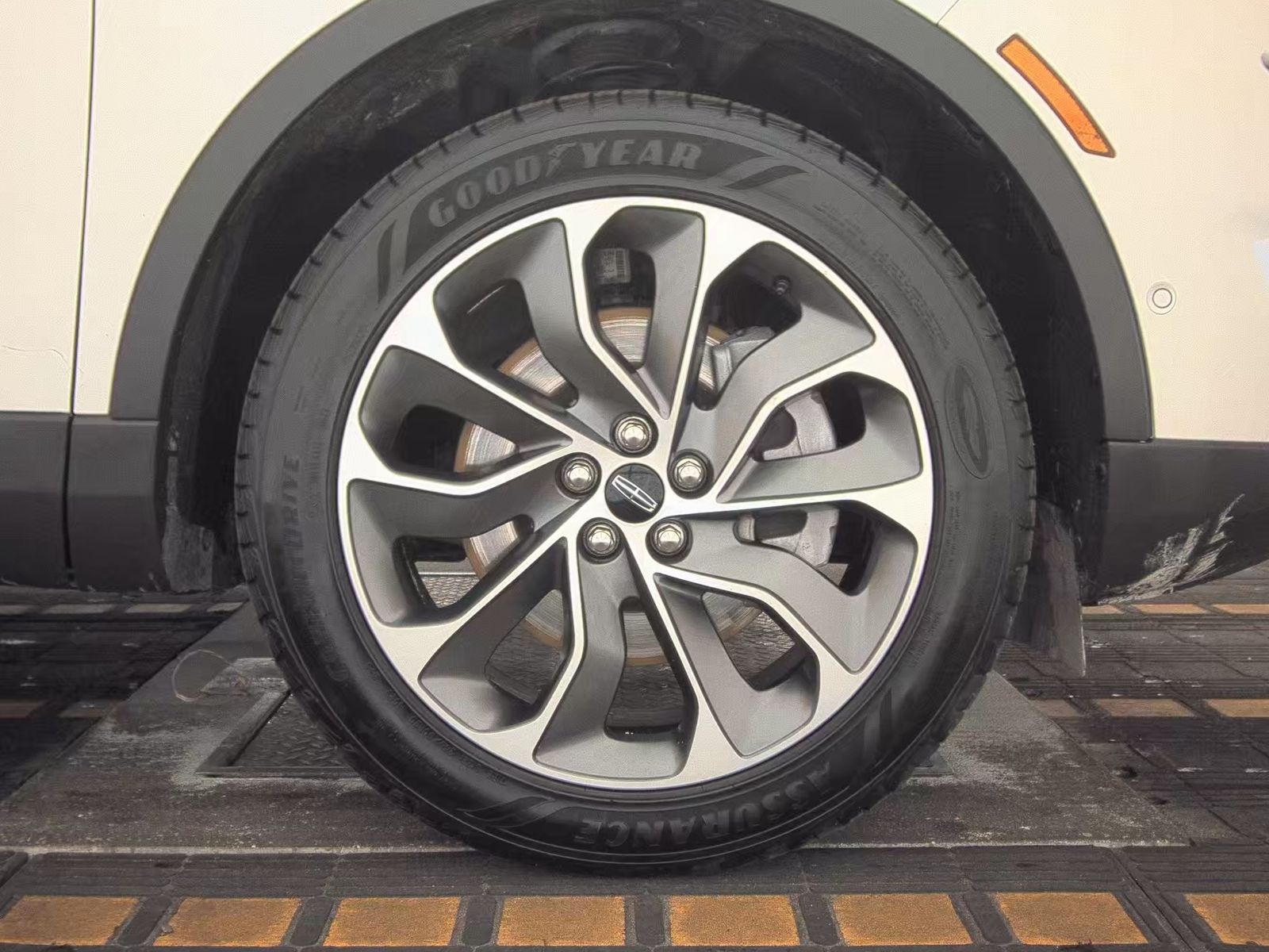 2022 Lincoln Nautilus Reserve AWD