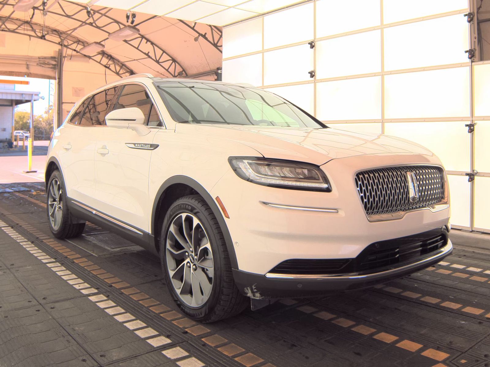 2022 Lincoln Nautilus Reserve AWD