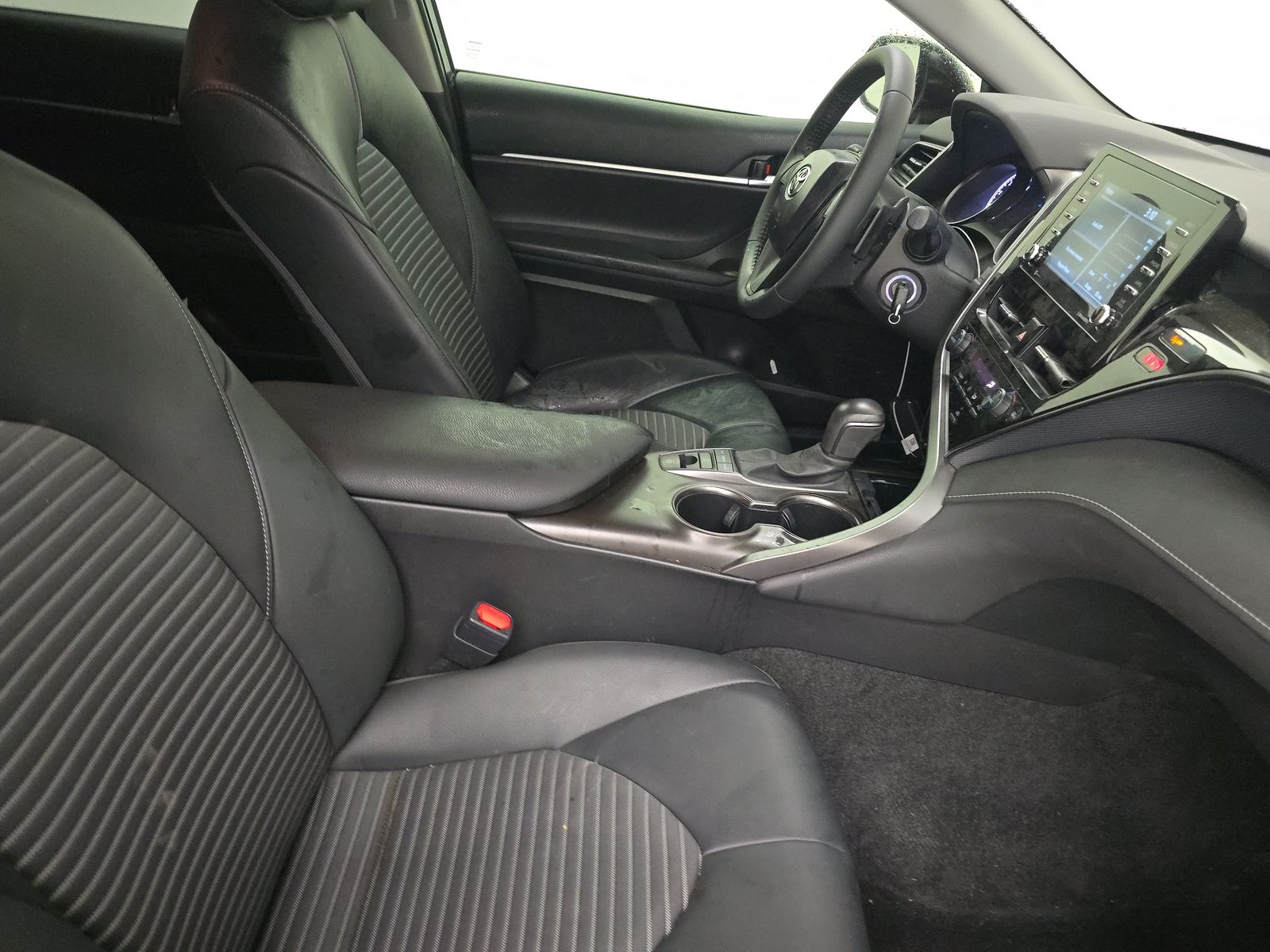 2023 Toyota Camry SE AWD