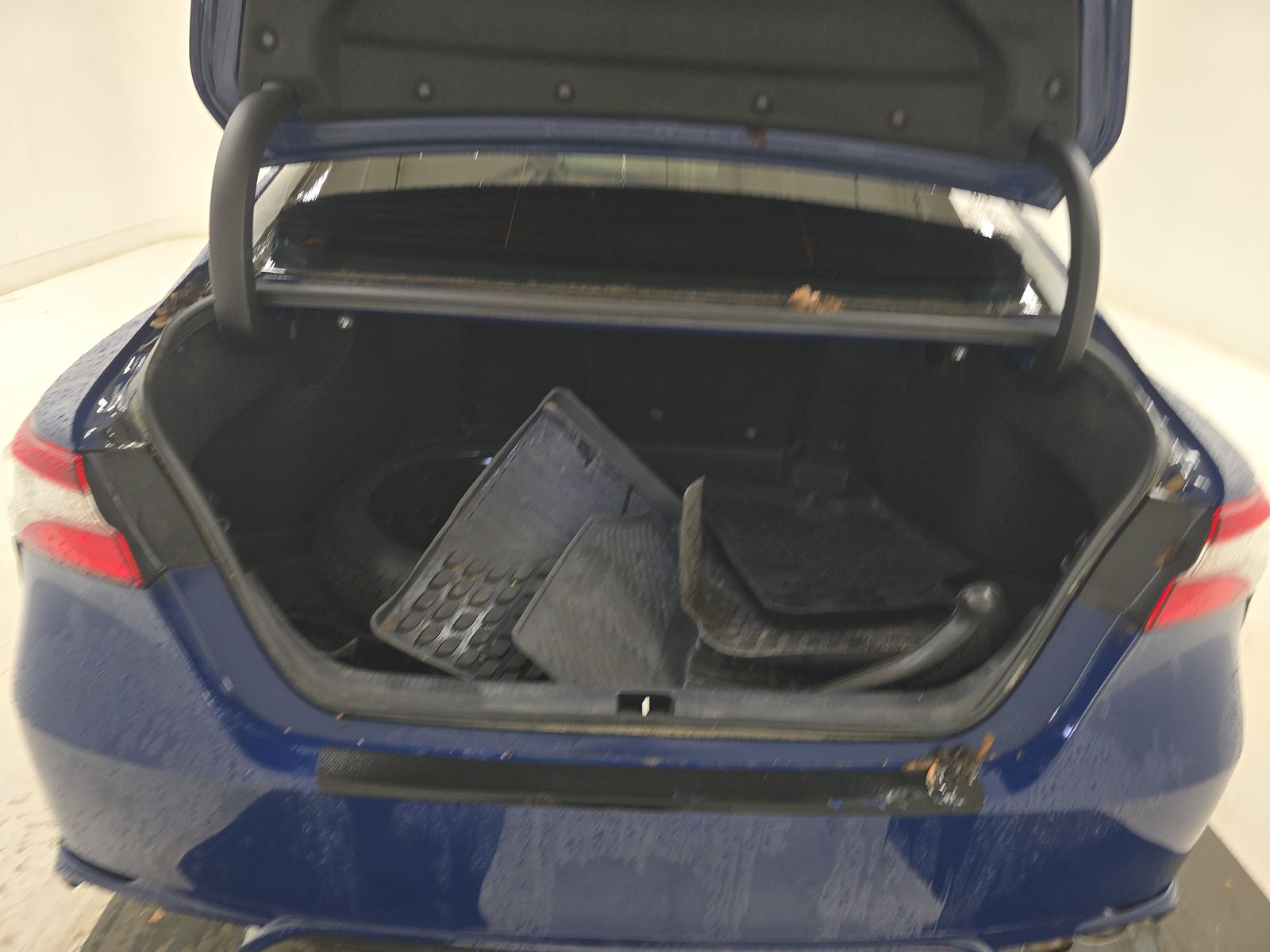 2023 Toyota Camry SE AWD