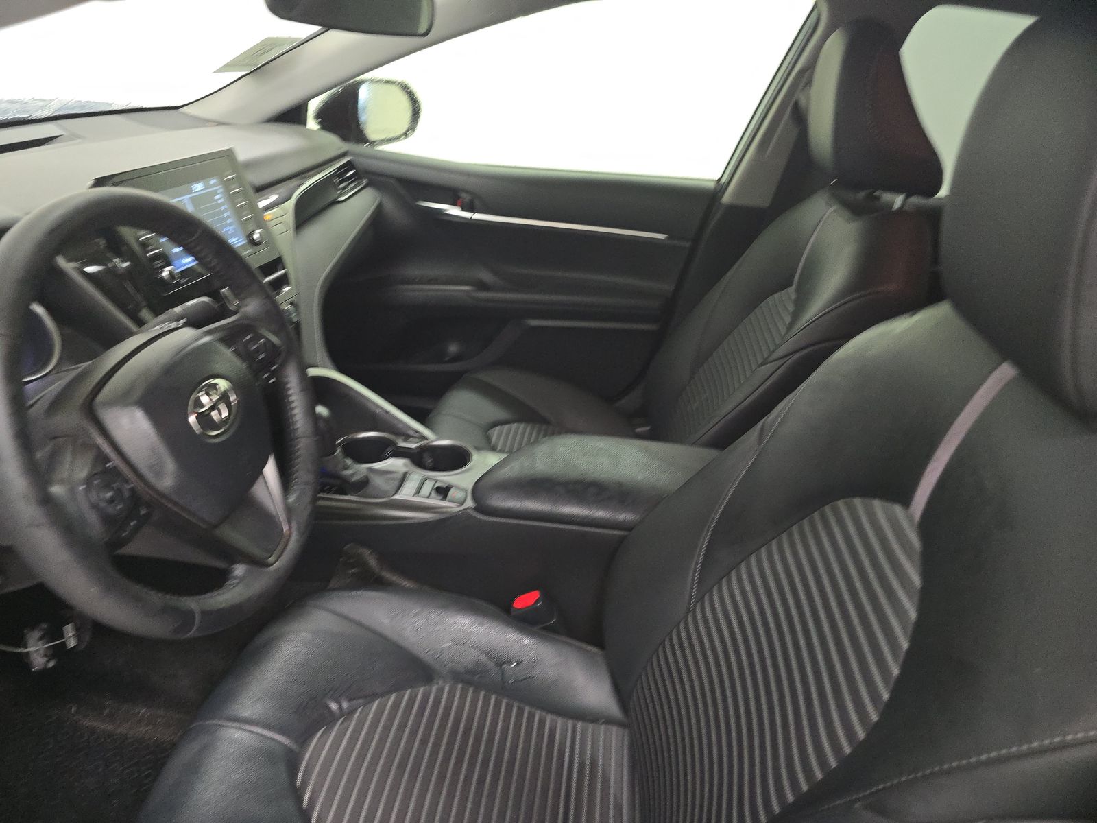 2023 Toyota Camry SE AWD