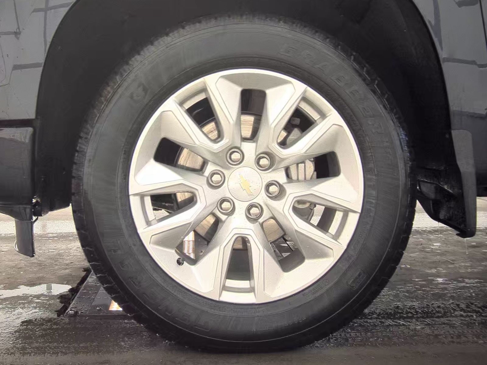 2023 Chevrolet Silverado 1500 Custom AWD