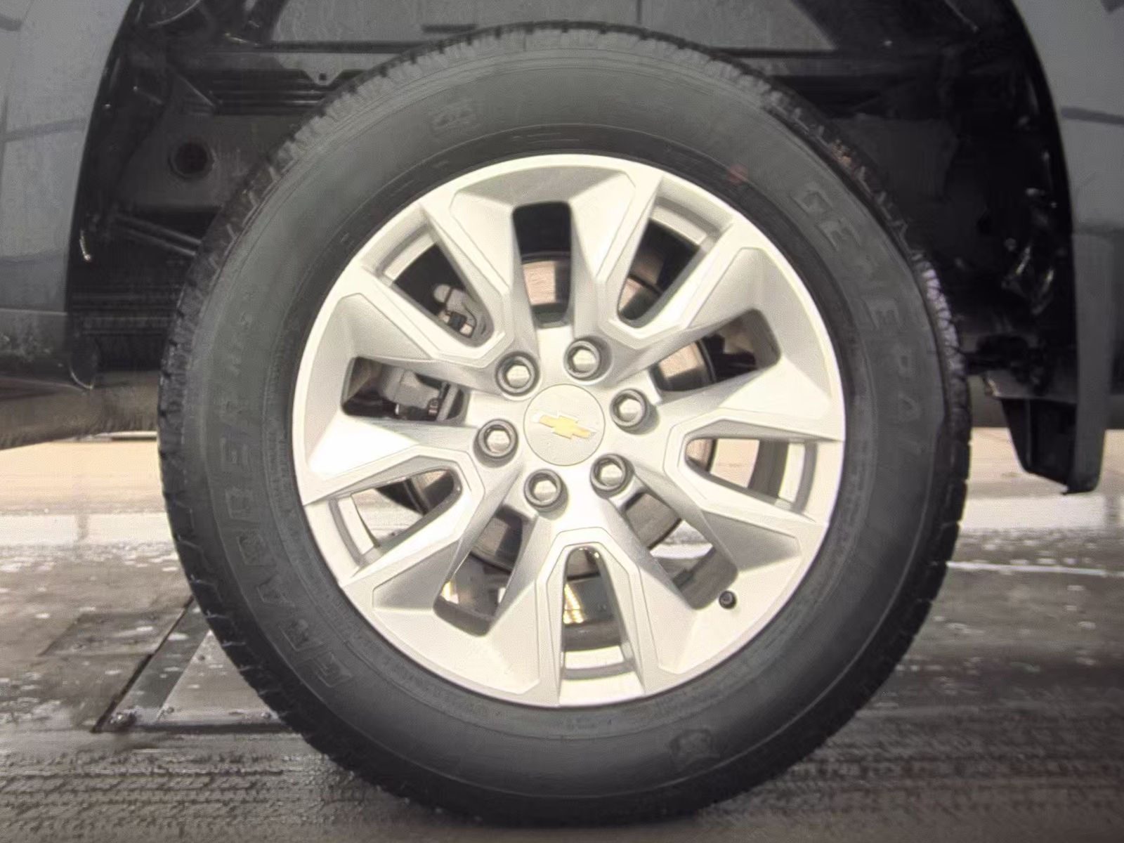 2023 Chevrolet Silverado 1500 Custom AWD