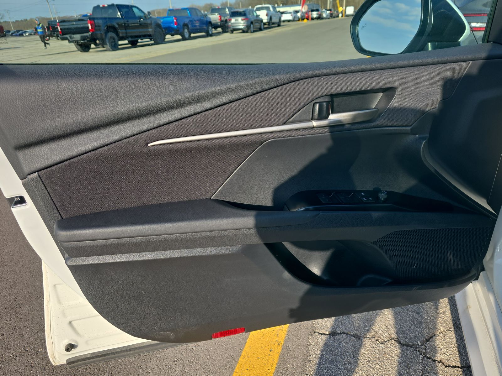 2025 Toyota Camry LE FWD