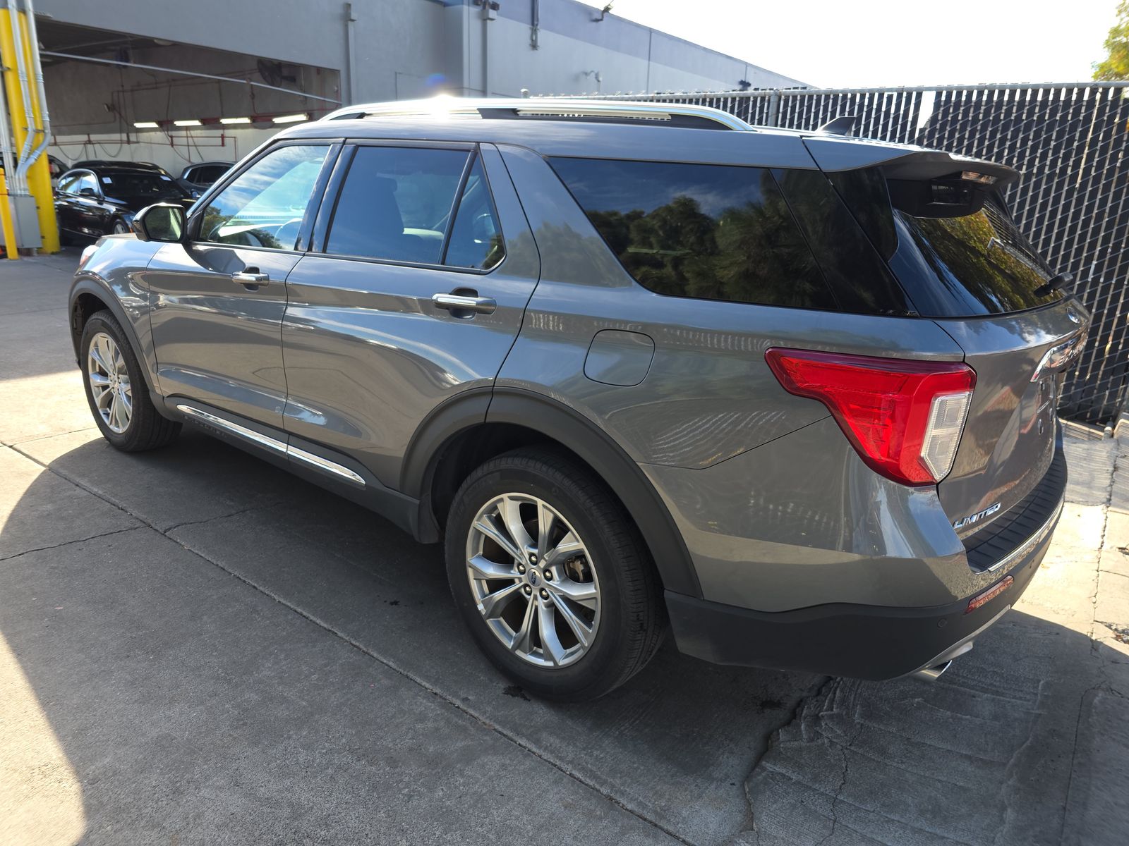 2023 Ford Explorer Limited AWD