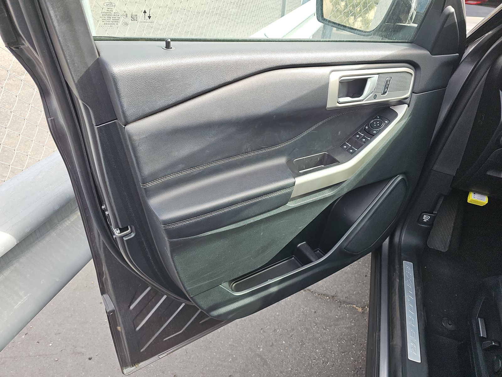 2023 Ford Explorer Limited AWD