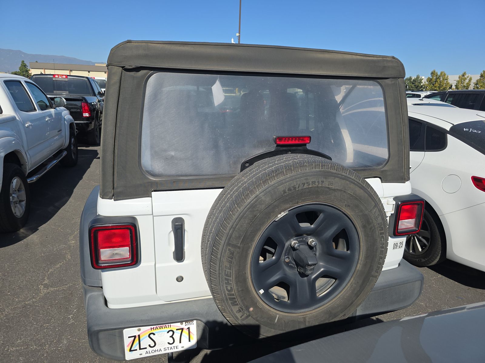 2023 Jeep Wrangler Sport AWD