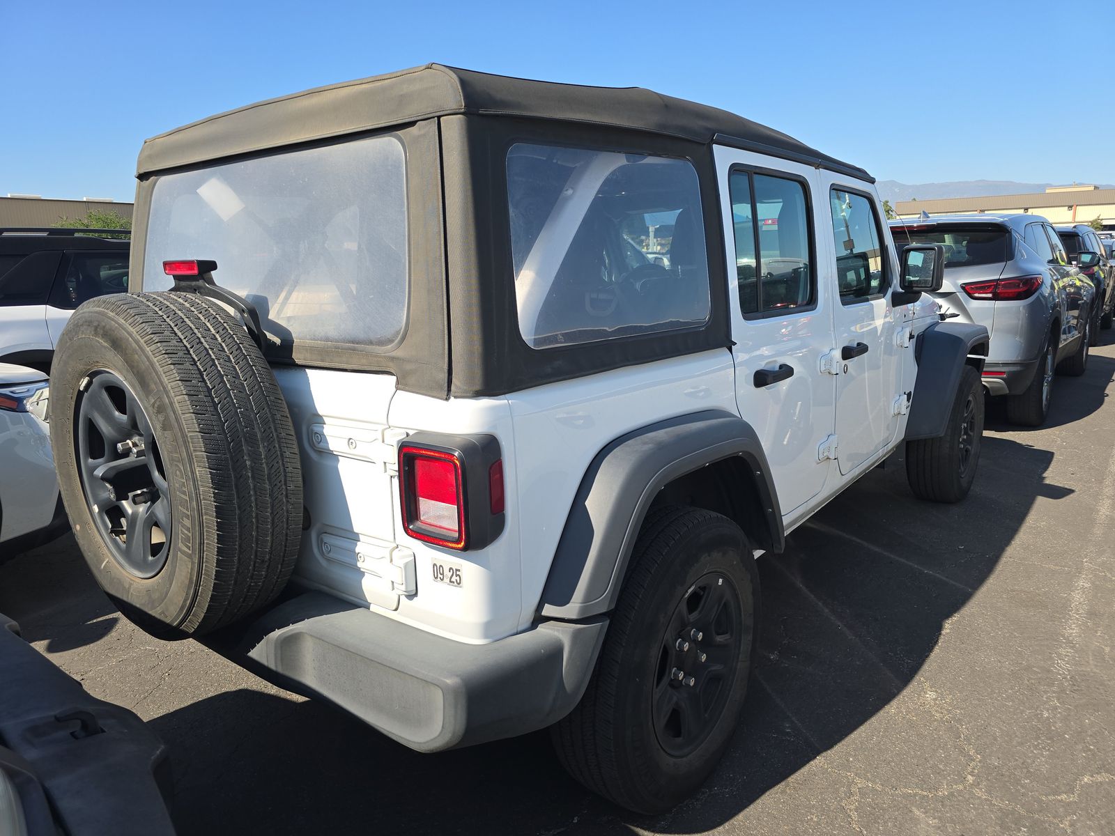 2023 Jeep Wrangler Sport AWD