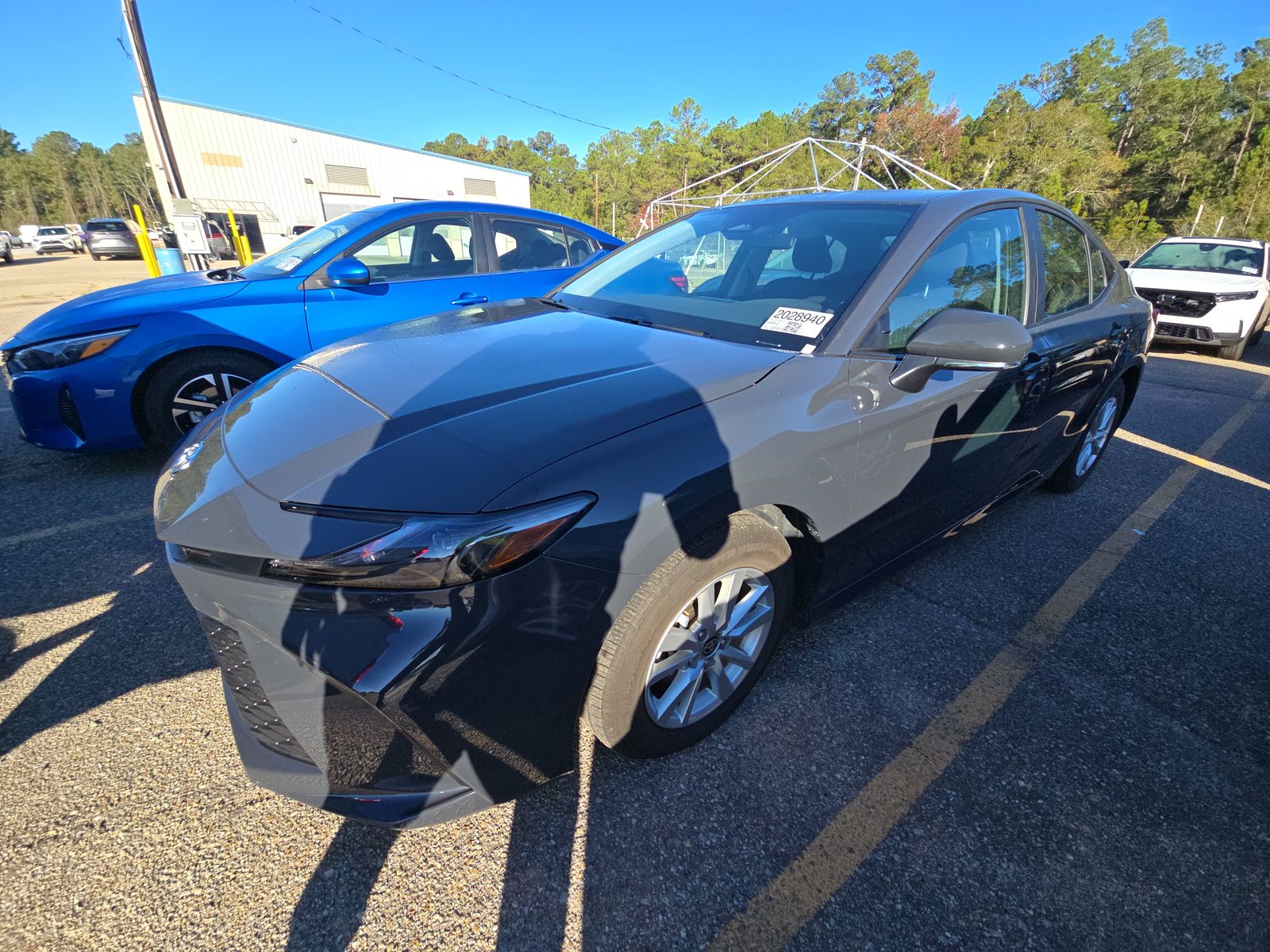 2025 Toyota Camry LE FWD