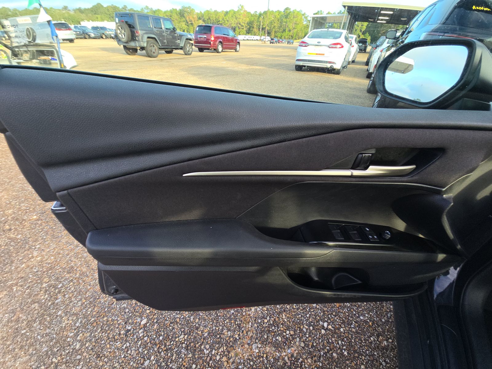 2025 Toyota Camry LE FWD